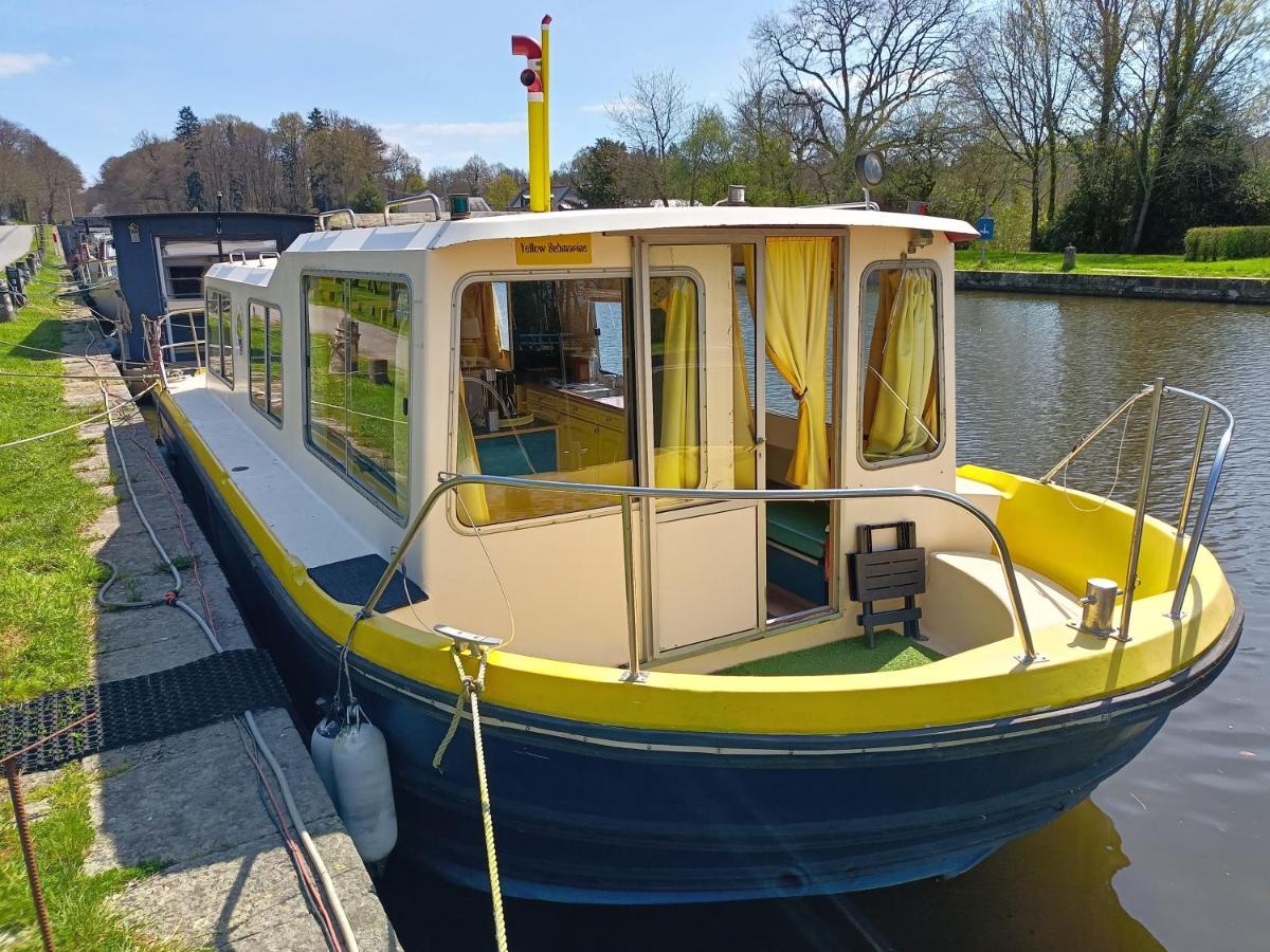Ille Flottante, Maison Eclusiere Et Hebergements Insolites Sur Le Canal Hede-Bazouges Luaran gambar