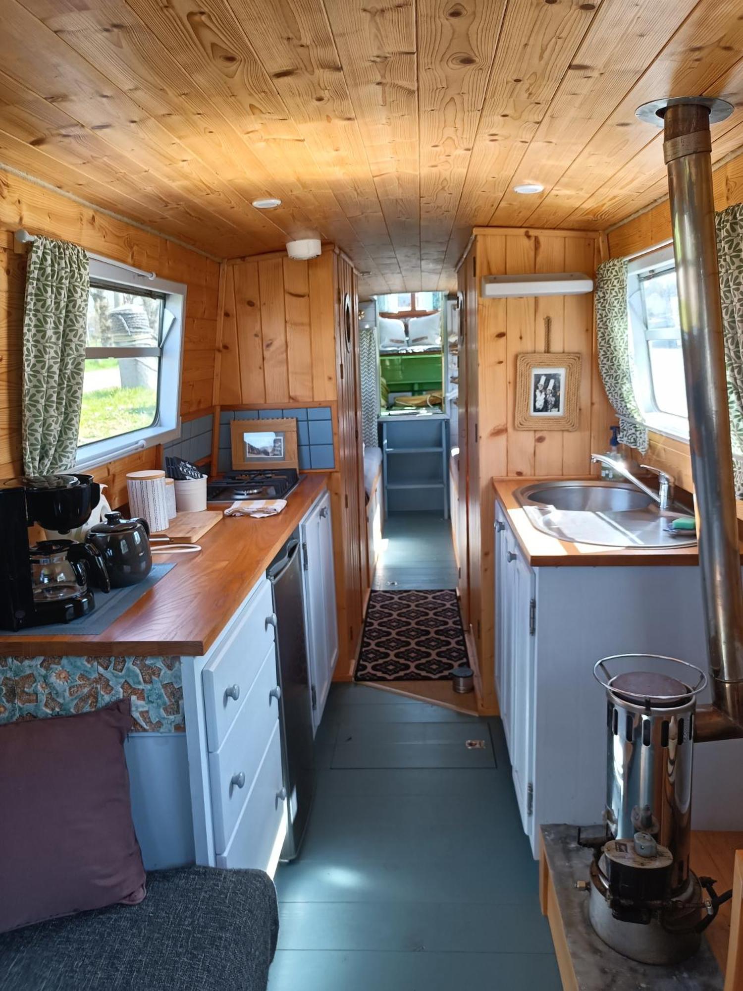 Ille Flottante, Maison Eclusiere Et Hebergements Insolites Sur Le Canal Hede-Bazouges Luaran gambar